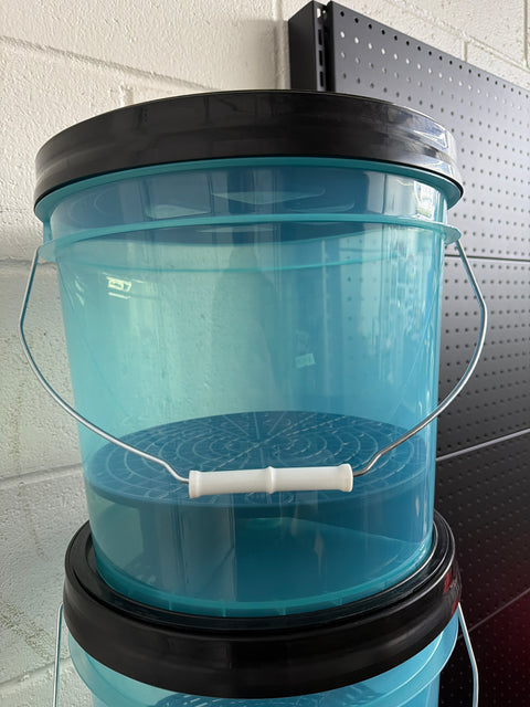 Bucket Kit – 3.5 Gallon with Dirt Catcher & Gamma Seal Lid
