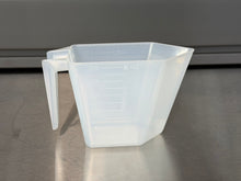 Load image into Gallery viewer, MEASURING CUP 8oz
