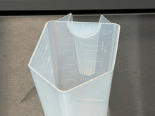 Load image into Gallery viewer, MEASURING CUP 8oz
