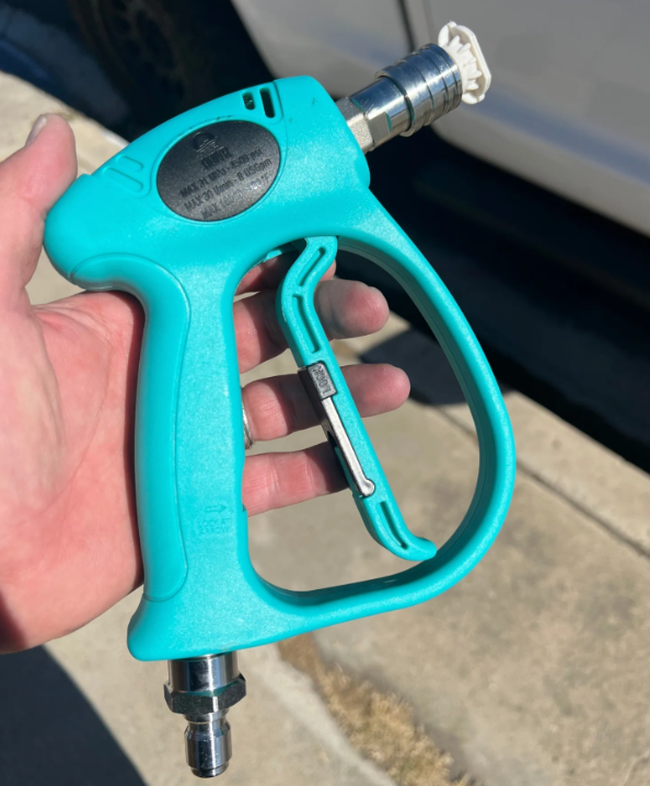 QUIVR Short Gun